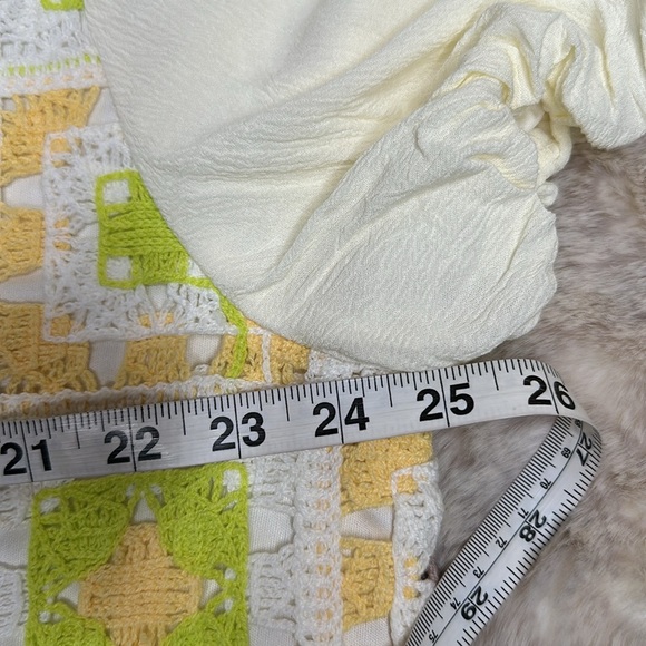 Hayden of Los Angeles | Crochet Quilted V Neck Puff Sleeve Top - Picture 7 of 11